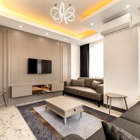Selia Aparthotel *